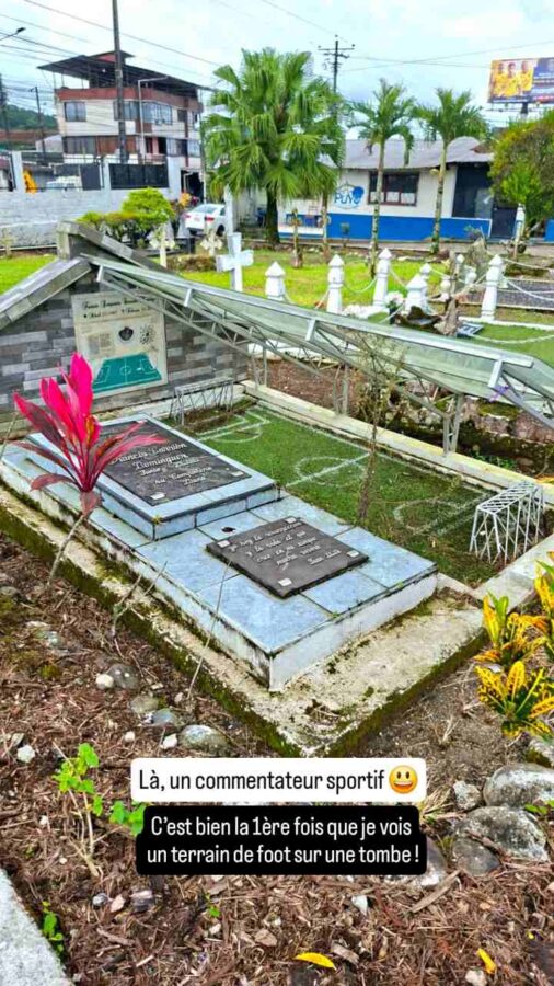 cimetière de Puyo : tombe d'un commentateur sportif