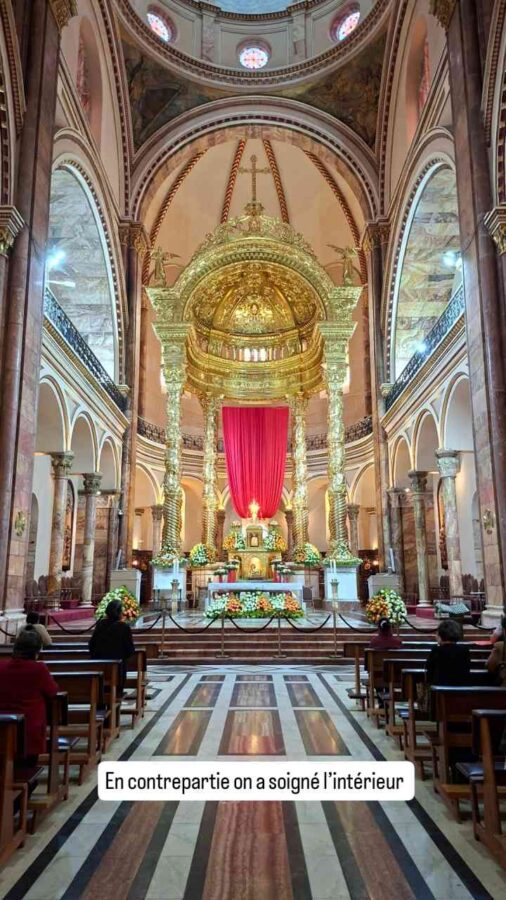 Cuenca Équateur : intérieur de la cathédrale