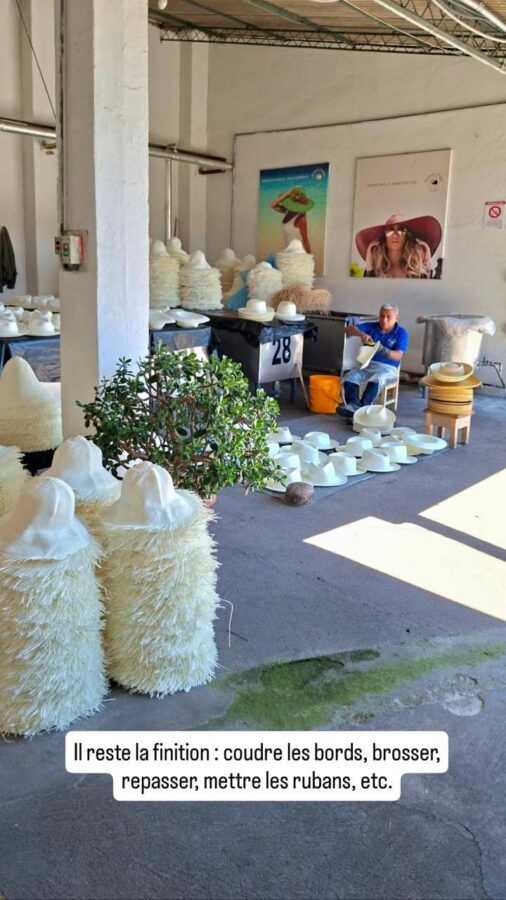 Cuenca, Équateur : fabrique des chapeaux Panamas
