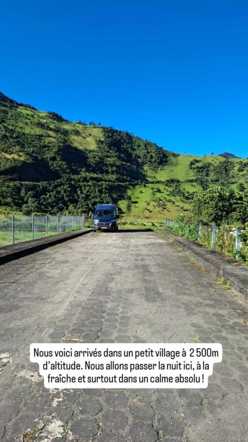 Spot dodo sur la route de Zumbahua, Équateur