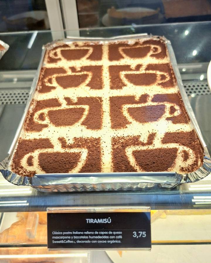 Équateur insolite : un tiramisu joliment décoré