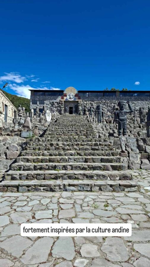 Museo Templo del Sol, Quito, Équateur : sculptures dans les jardins