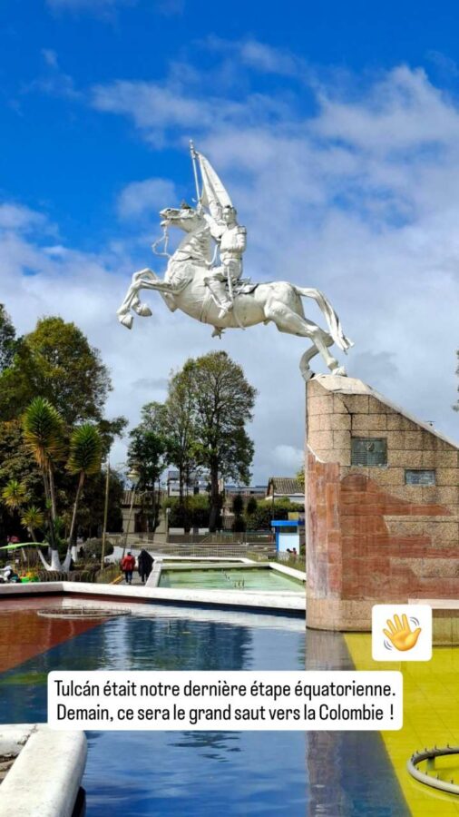 Tulcán, Équateur : statue équestre en équilibre