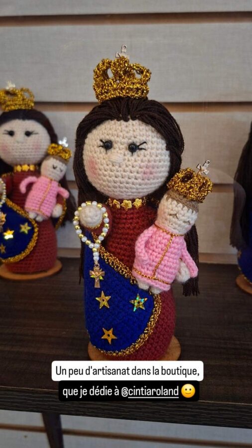 Téléphérique d'Ipiales en Colombie : poupée de tricot dans la boutique