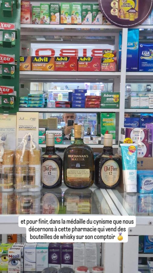 Santa Marta, Colombie : du whisky sur les rayons d'une pharmacie